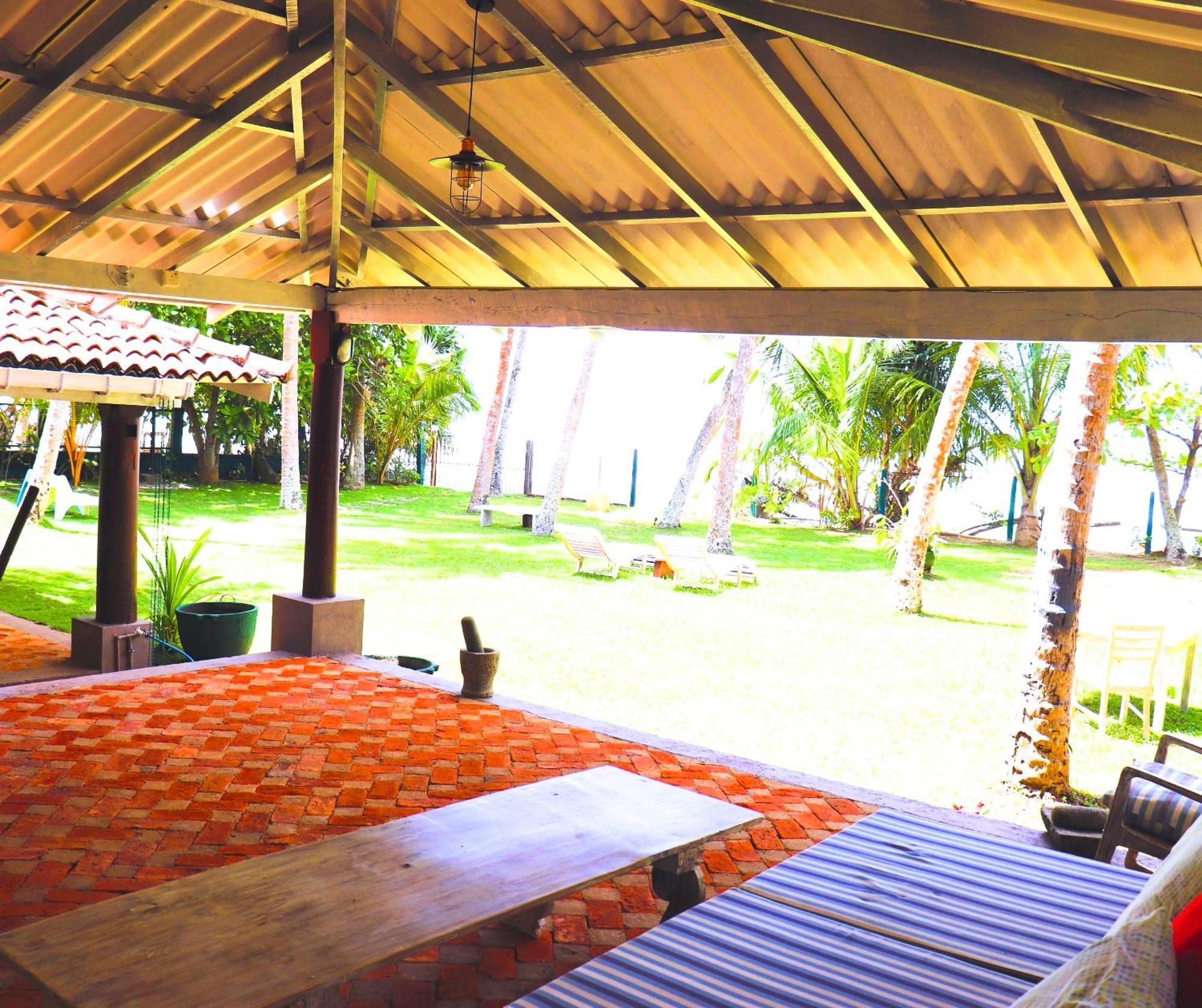 Esperanza Beach Mawella Tangalle Eksteriør bilde